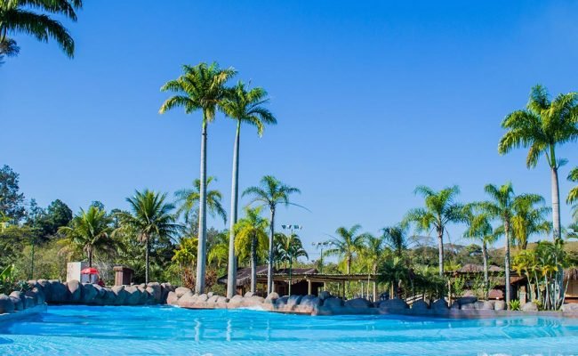 atracoes-Piscina-deOnda